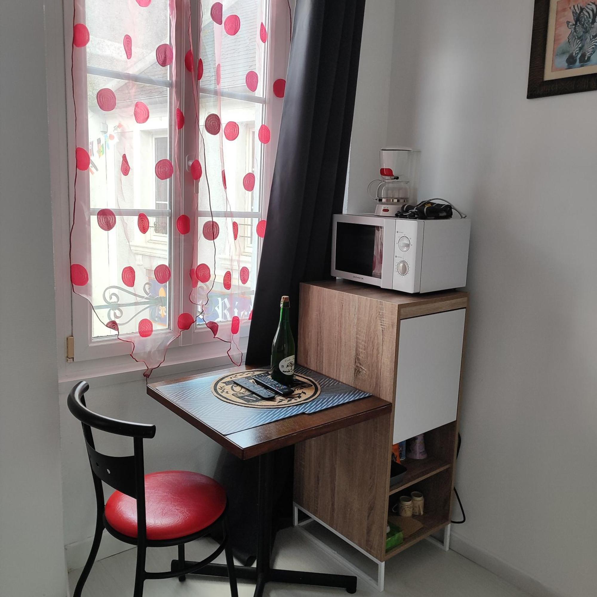 Gite Pour 6 Ou Chambre Pour 2 A Formigny מראה חיצוני תמונה